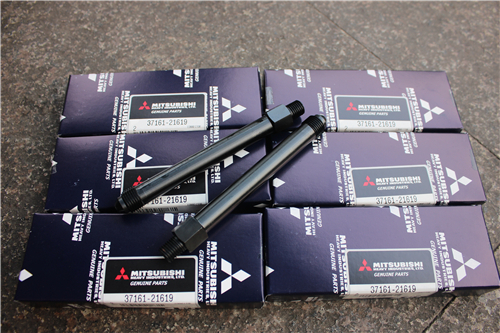 三菱12R發(fā)動(dòng)機噴射管?chē)娍? /></div><div   id=