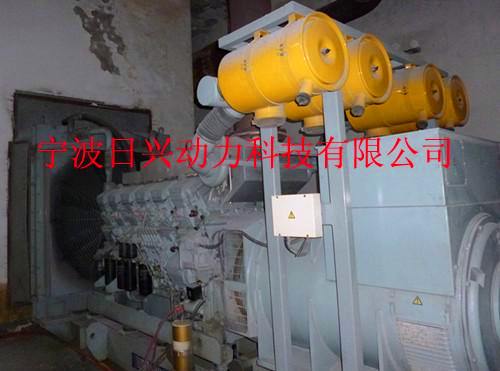 三菱S12柴油發(fā)動(dòng)機風(fēng)扇驅動(dòng)器總成的解體、檢修