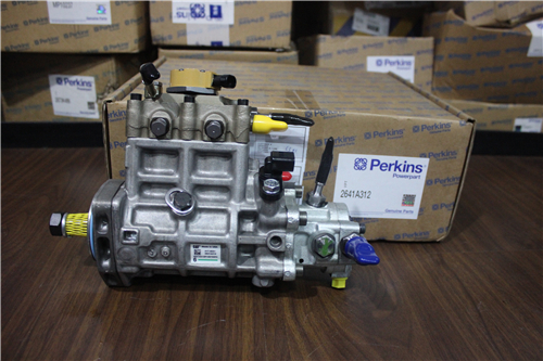 珀金斯1104柴油機2645 K015R噴油器、2644 N204燃油泵