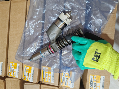 更換卡特彼勒C18柴油機噴油器的具體步驟是怎樣的？